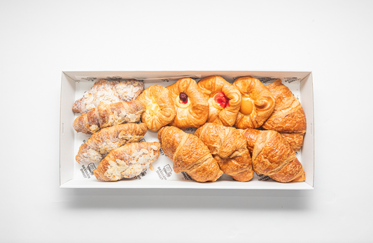 MIXED PASTRY BOX