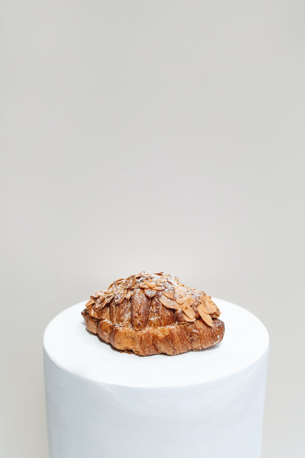 ALMOND CROISSANT