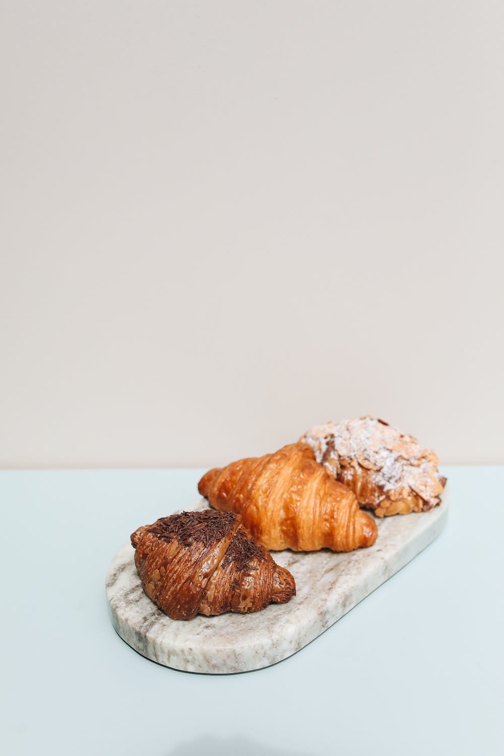 ALMOND CROISSANT